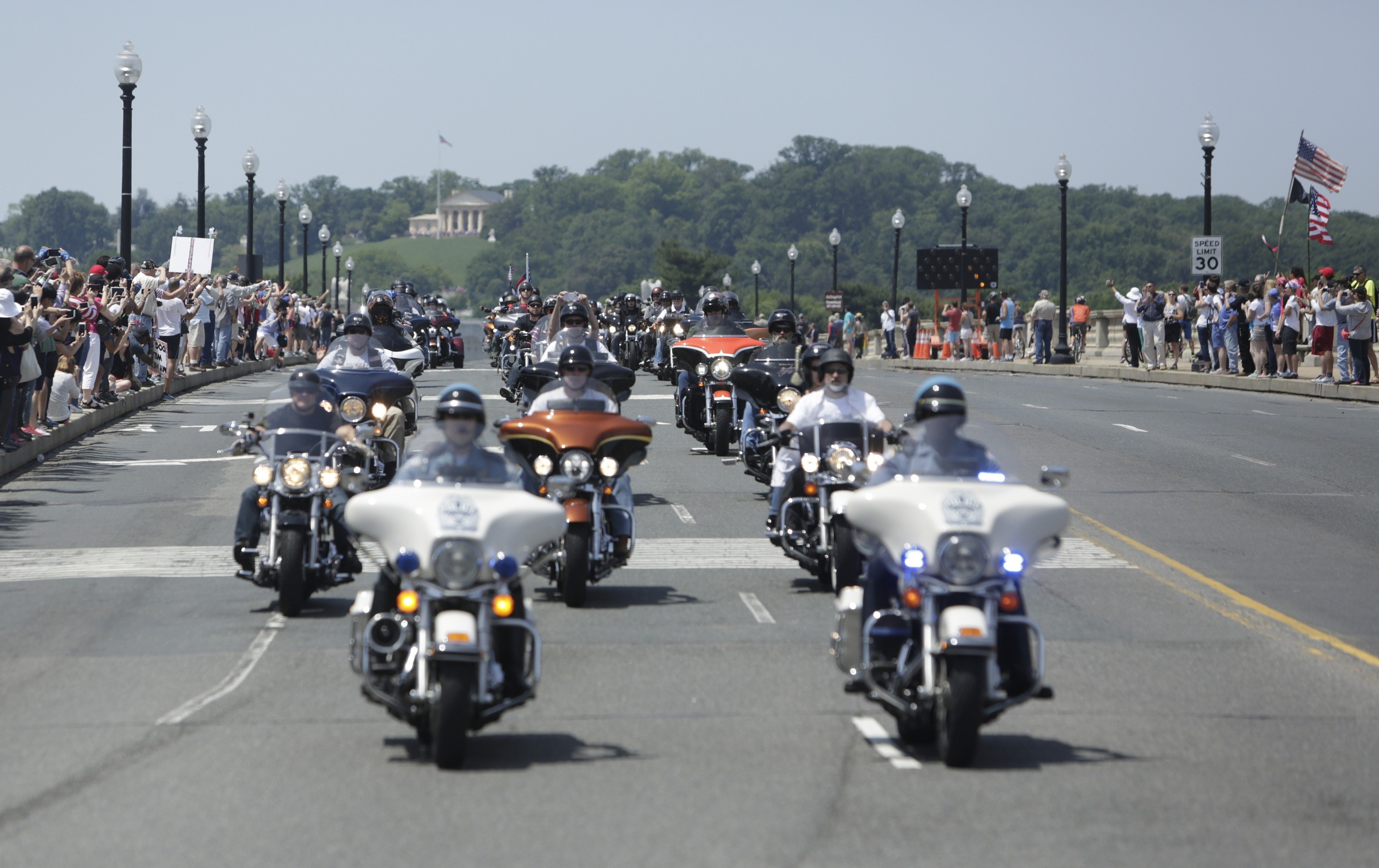 Thousands Of Bikers Gather In Washington To Honor Veterans HuffPost