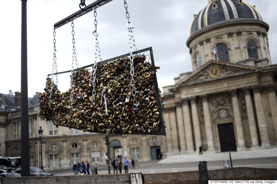 love locks paris