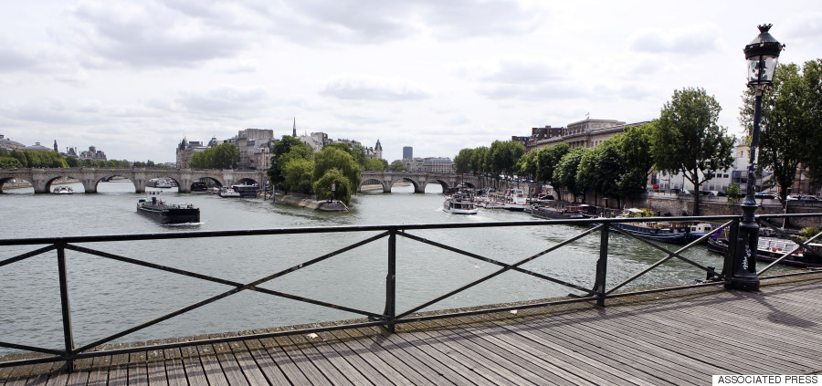 love locks paris