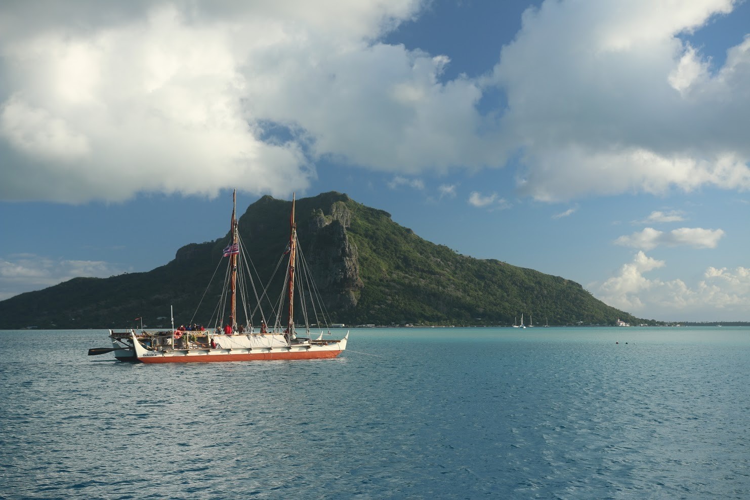 hokulea close up