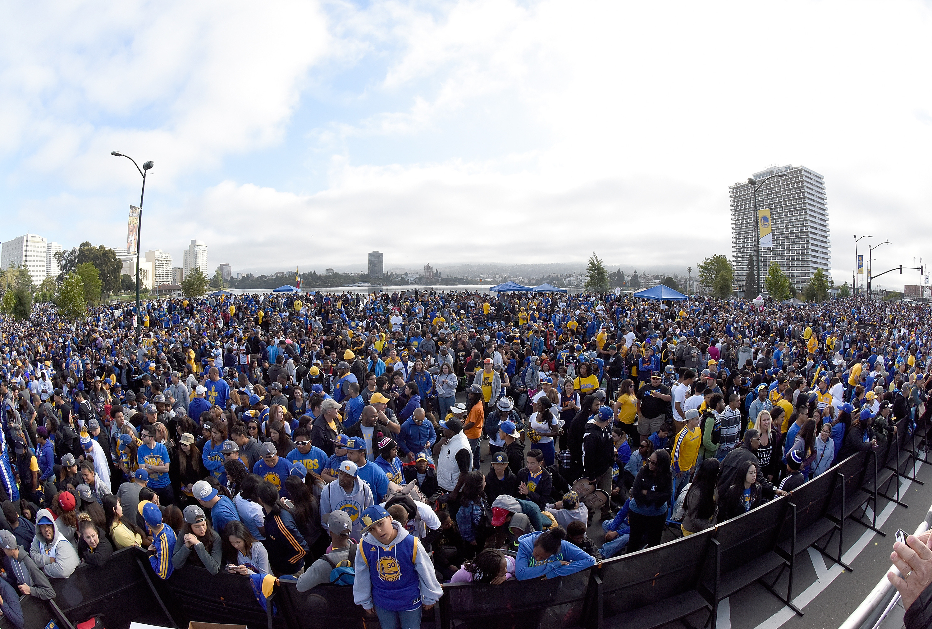 warriors parade