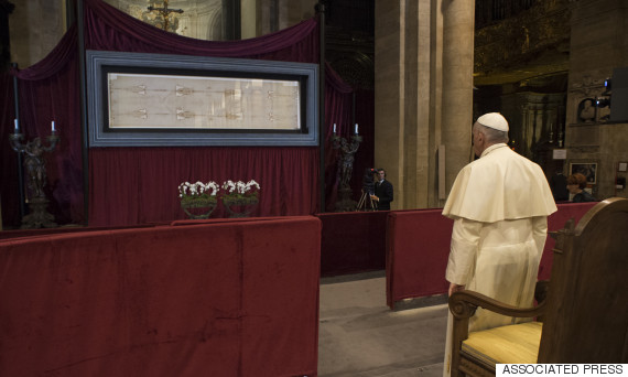 pope francis shroud