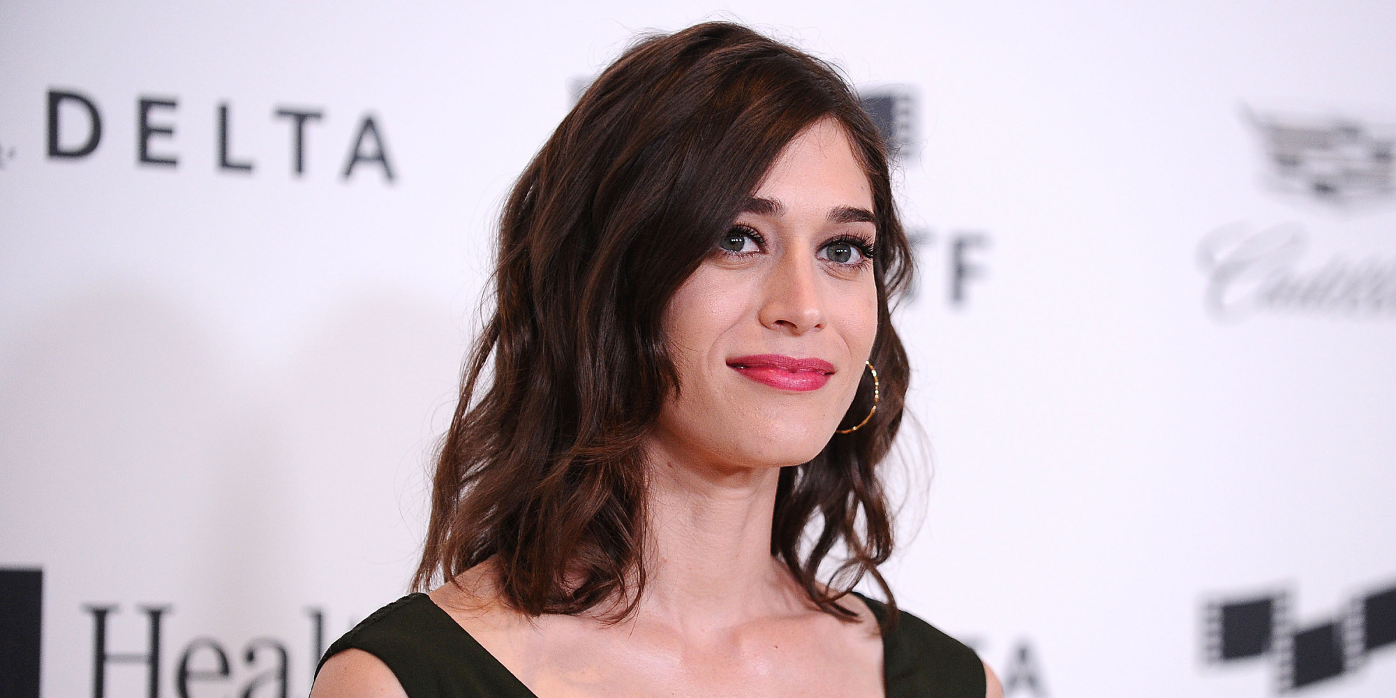 Lizzy Caplan Drank A Lot Of Grey Goose To Get Through Her First Nude ...