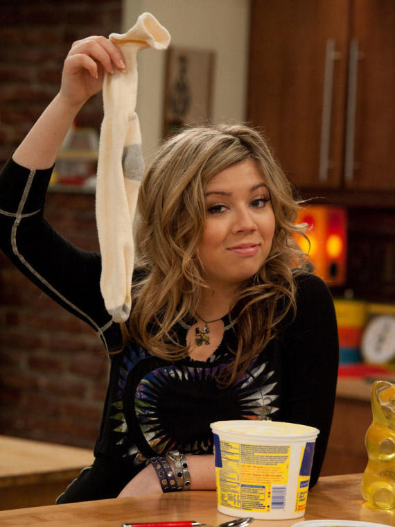 Noah Munck Icarly Porn - 8 'iCarly' Secrets You Didn't Know, According To Jennette ...