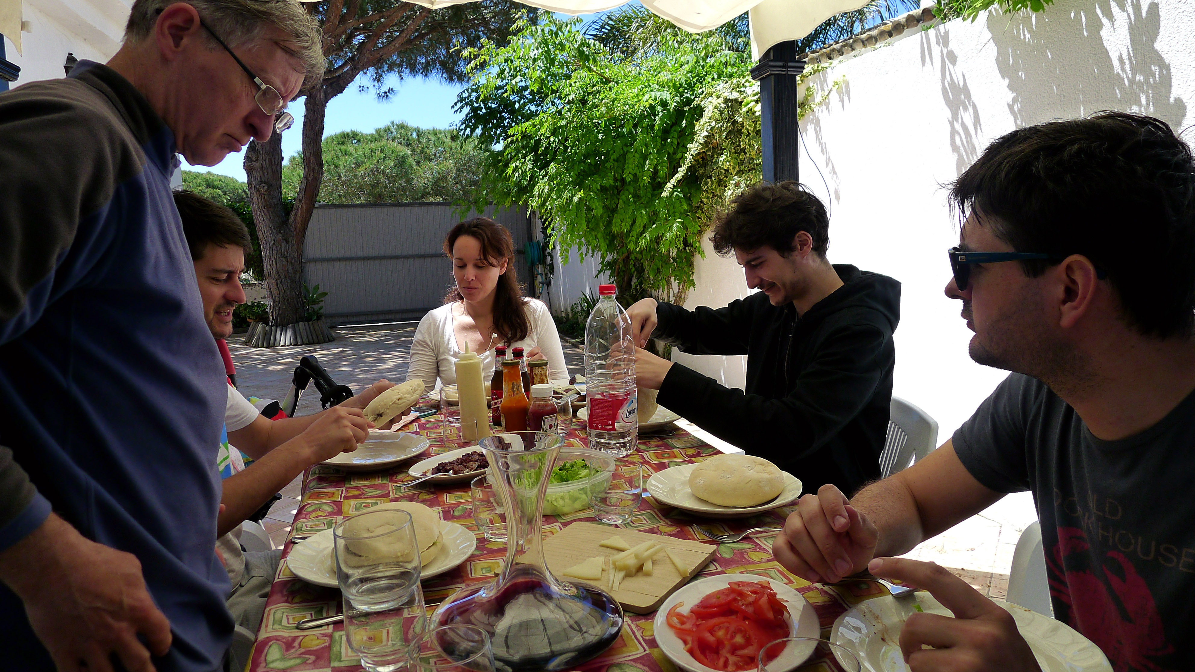 lunch home in spain