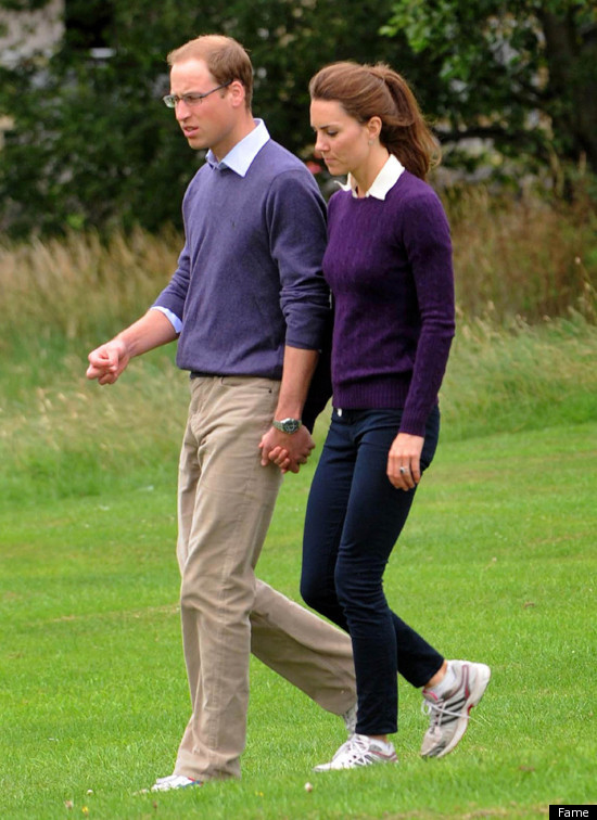 William & Kate Go For Matchy-Matchy Walk In The Park (PHOTOS) | HuffPost  Life