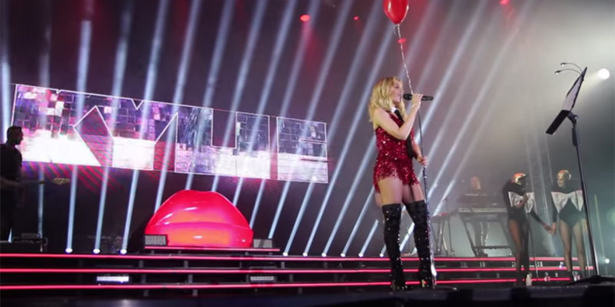 Kylie Minogue Covers Nena's ‘99 Red Balloons' At Germany's Melt ...