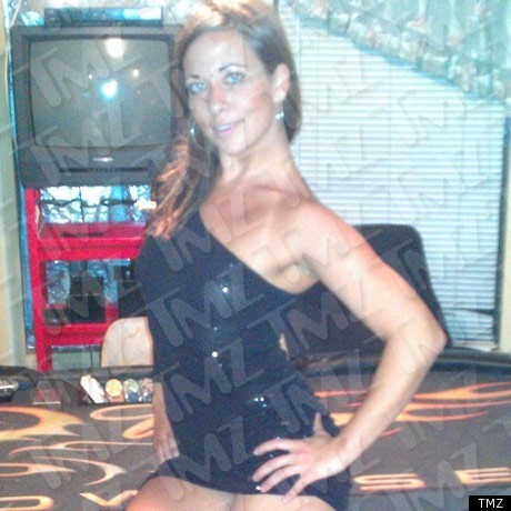 TMZ Uncovers Scandalous Lee Grace Dougherty Photos Taken Prior To Georgia  Bank Robbery | HuffPost Denver
