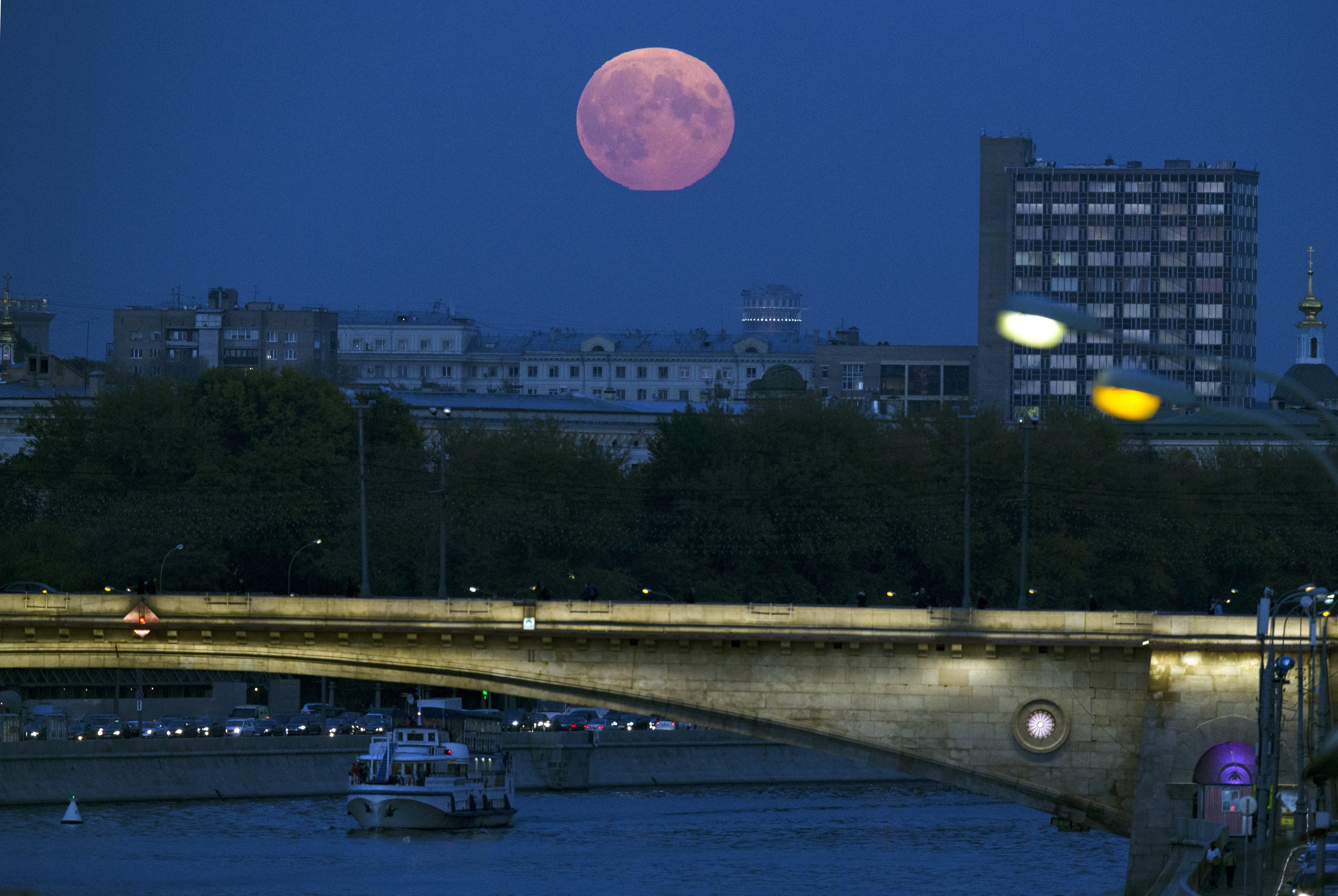 blood moon