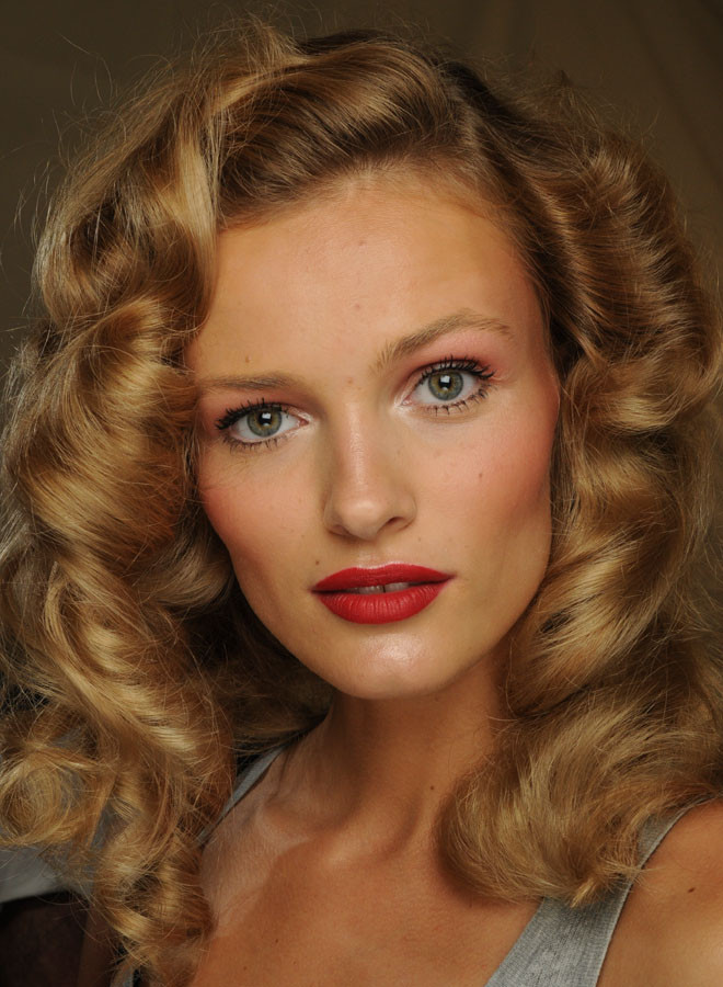 Backstage Beauty Red Eyes Red Lips Rita Hayworth Curls At Anna Sui Spring 12 Huffpost Life