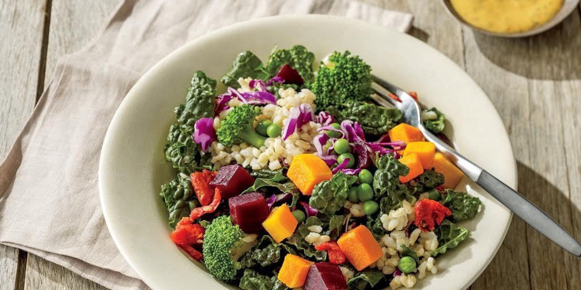 Starbucks Now Carrying Two New Salad Bowls