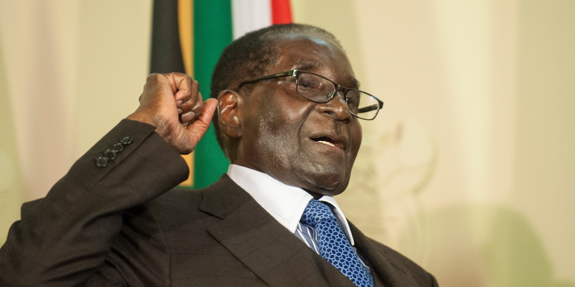 Robert Mugabe, Zimbabwean Dictator, Wins 'China's Nobel Peace Prize ...