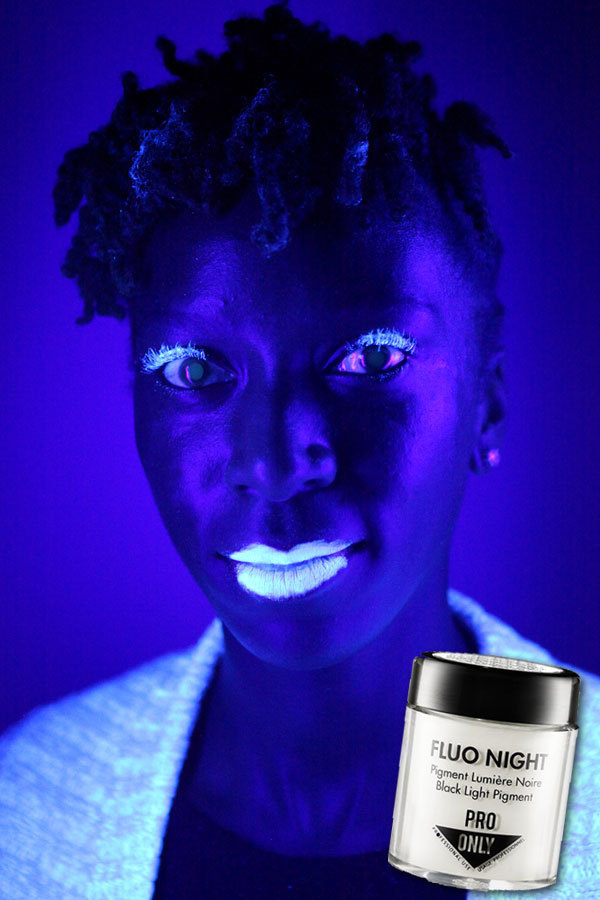 Make Up For Ever Fluo Night Black Light Pigment: Testing Glow-In-The-Dark  Makeup