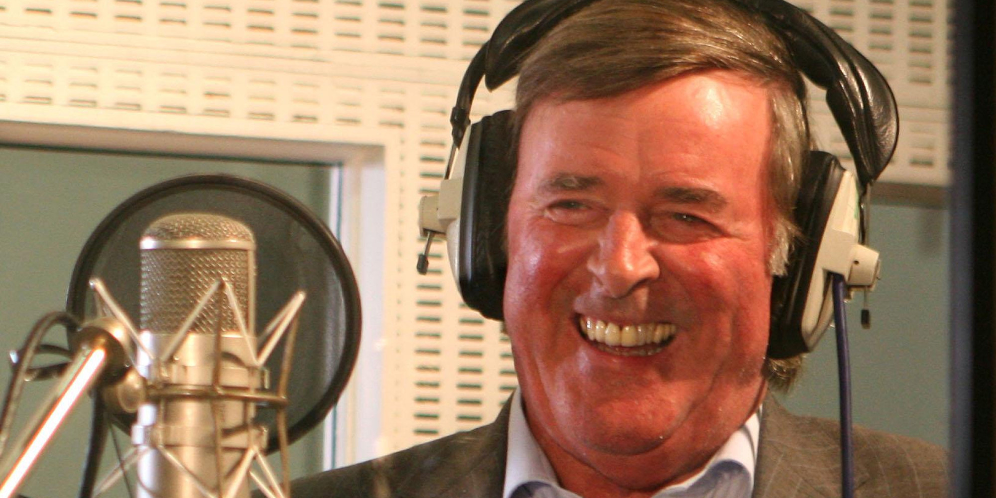 Terry Wogan Dead: Beloved Irish Broadcaster Dies Aged 77 | HuffPost UK