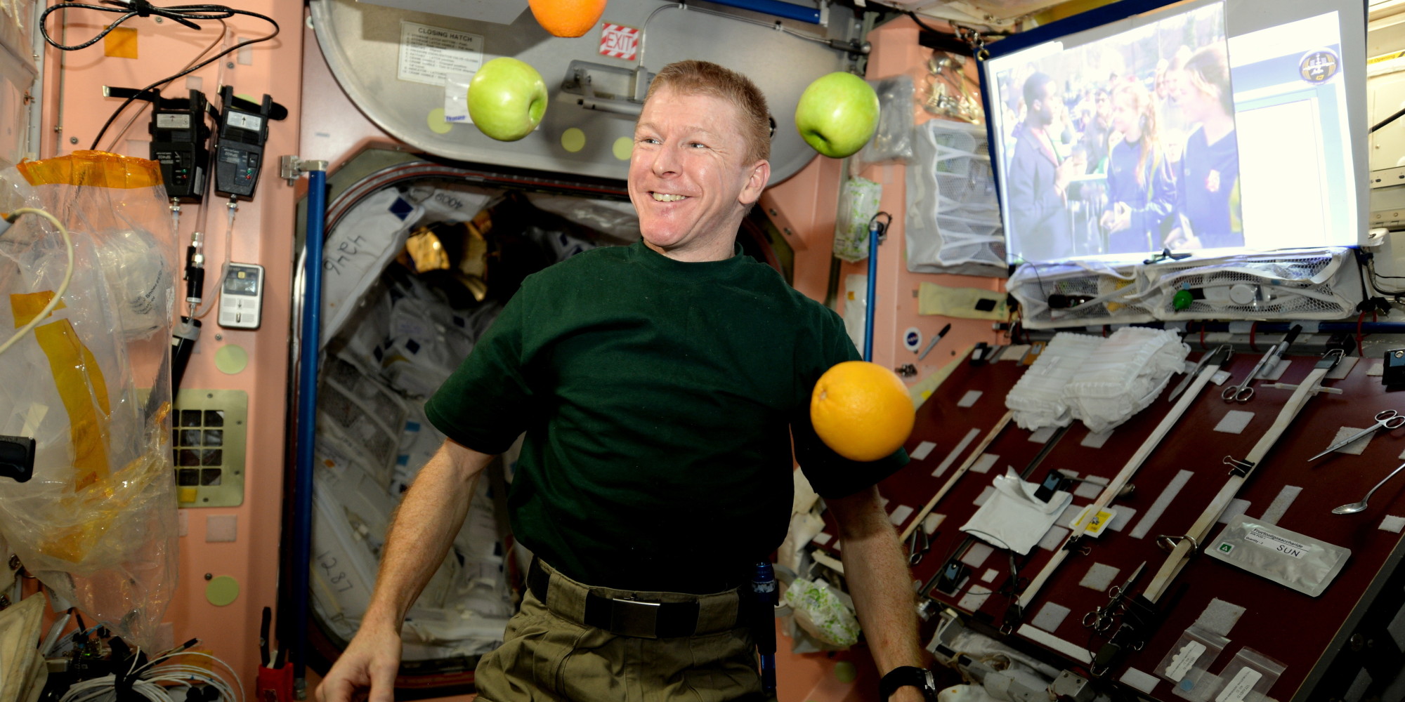 http://i.huffpost.com/gen/4158654/images/o-TIM-PEAKE-facebook.jpg