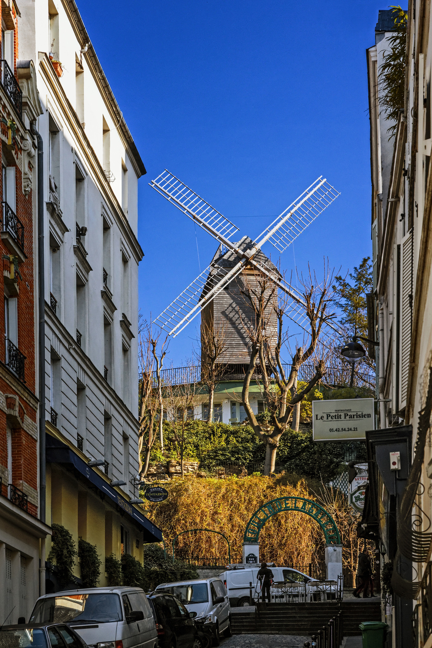 montmartre windmill