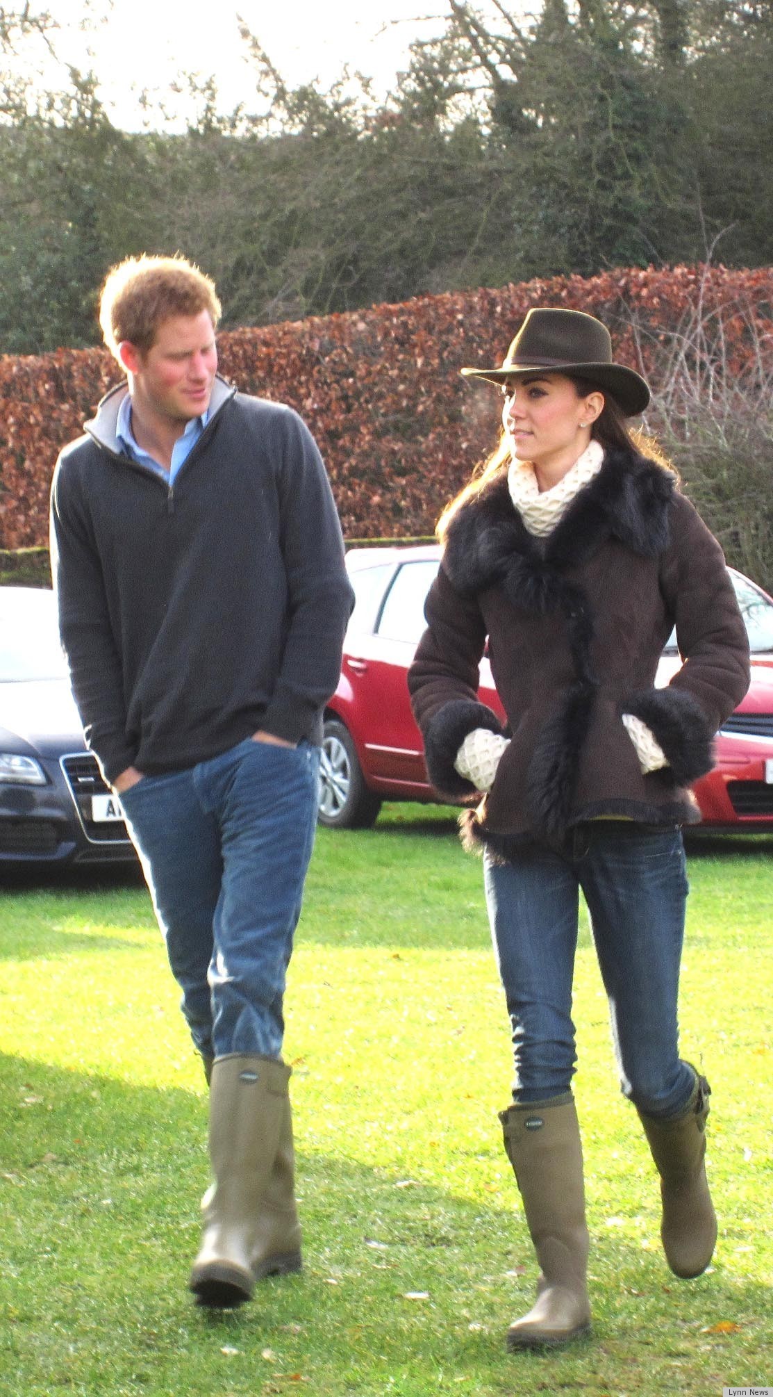 Kate Middleton Dons Hat, Wellies For Football On Christmas Eve 2011 | HuffPost Life