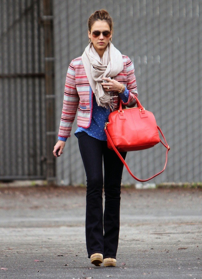 Jessica Alba wearing Gucci Large Boston Bag - Celebrity Style Guide