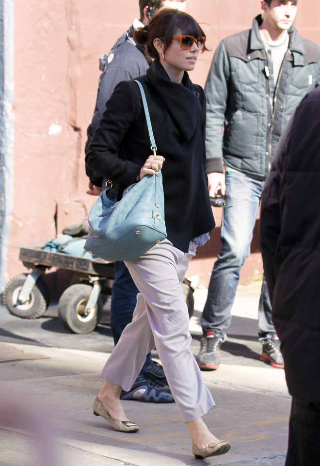 Jessica Biel Does Casual-Chic: Look Of 