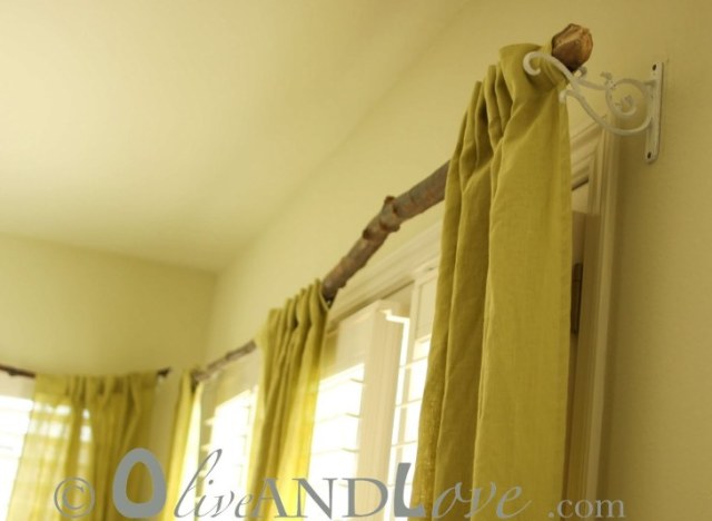 DIY Idea A Rustic Tree Branch Curtain Rod HuffPost Life   A CURTAIN ROD 640x468 