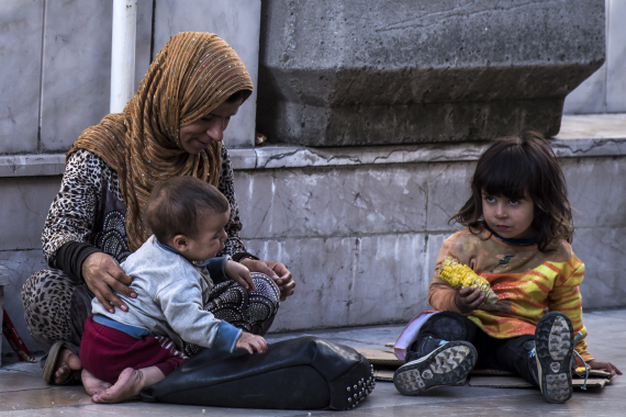 o-SYRIAN-CHILDREN-IN-ISTANBUL-570.jpg