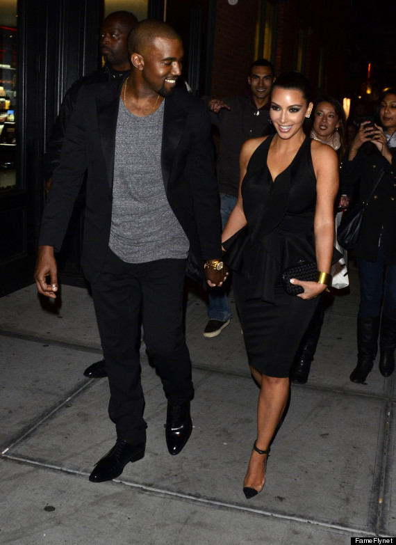 Kim Kardashian Kanye West Dating Couple Holds Hands In New York Photo Huffpost 