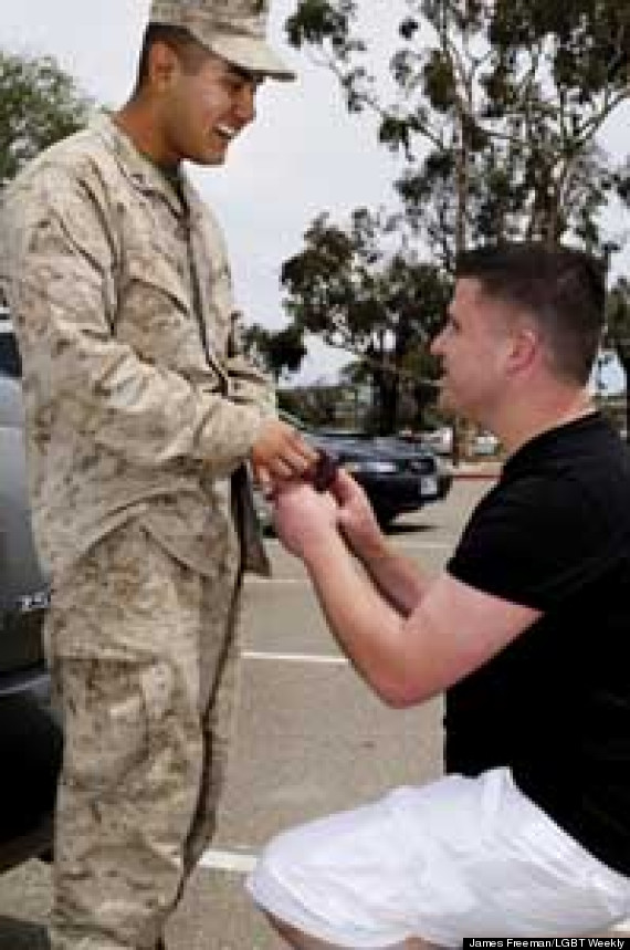 bijou military gay por no