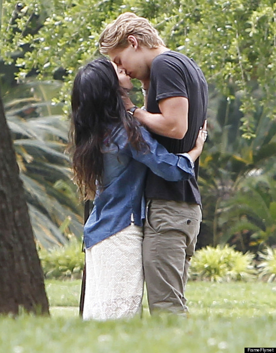 vanessa hudgens austin butler