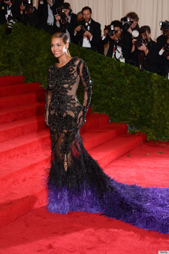 Beyonce At The Met Gala 12 Too Sheer Photos Poll Huffpost Life
