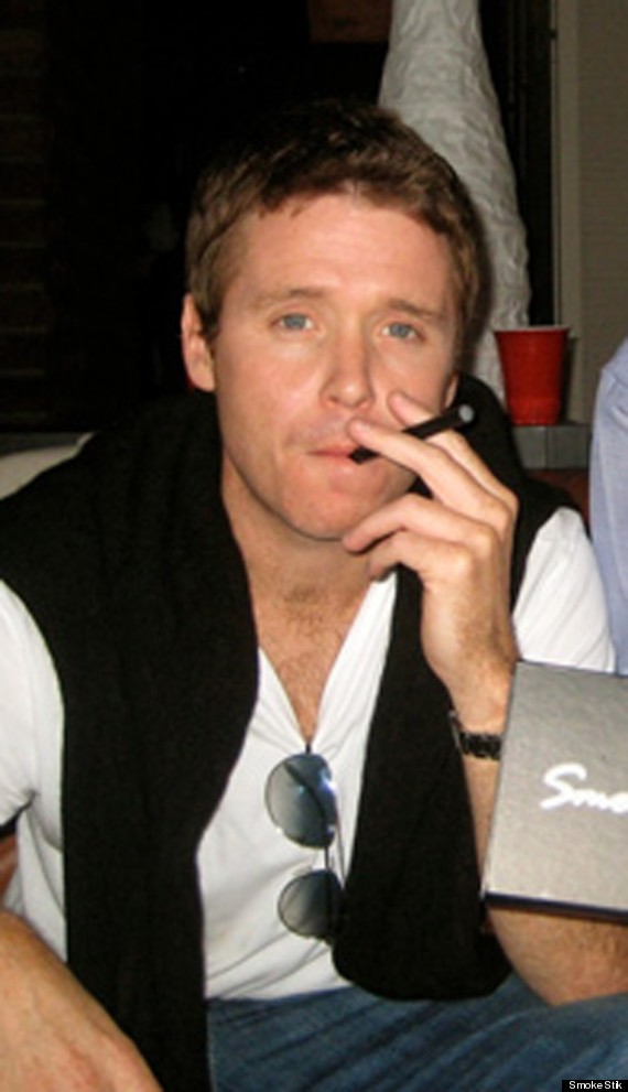 celebrities smoking cigarettes