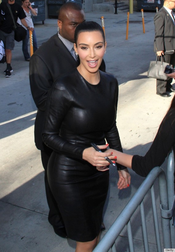 Kim Kardashian Wardrobe Malfunction: Star Suffers Third Mishap Of The Week (PHOTOS) | HuffPost