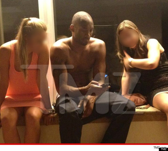 kobe bryant shirtless