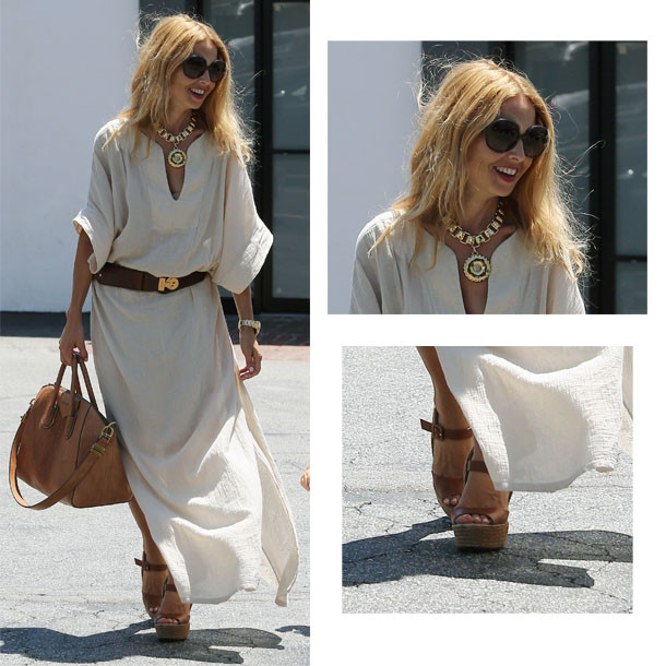 Rachel Zoe Accessorizes A Plain Dress Like A Pro (PHOTO