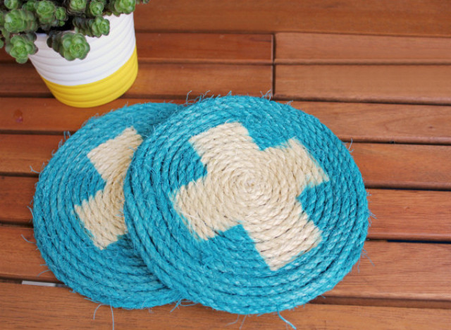 craft of the day trivets