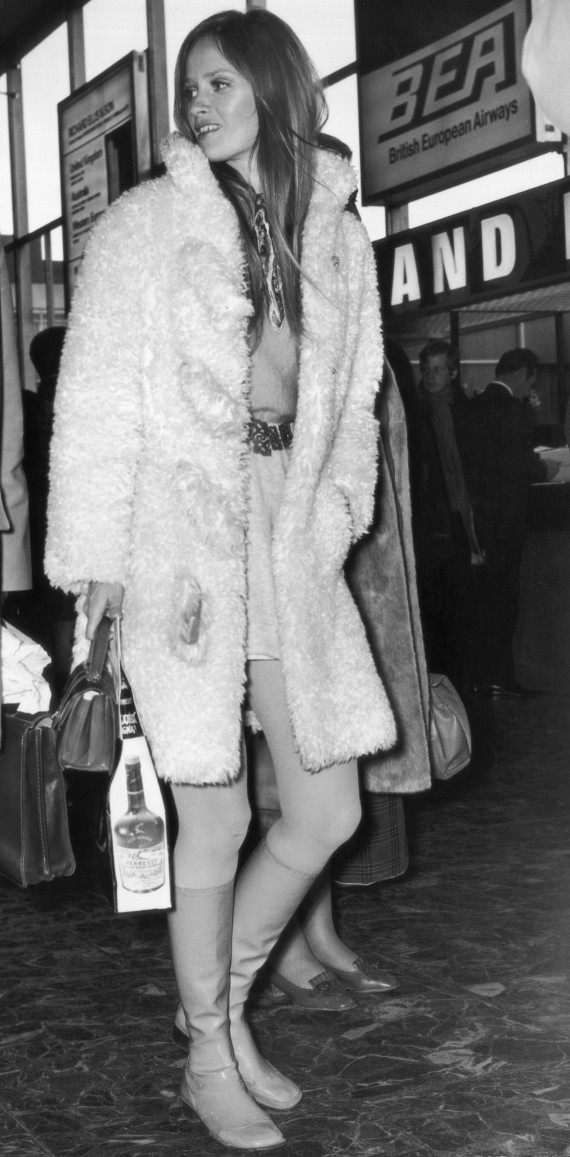 Celia Hammond, Former Vogue Model, In A Fuzzy Coat (PHOTO) | HuffPost