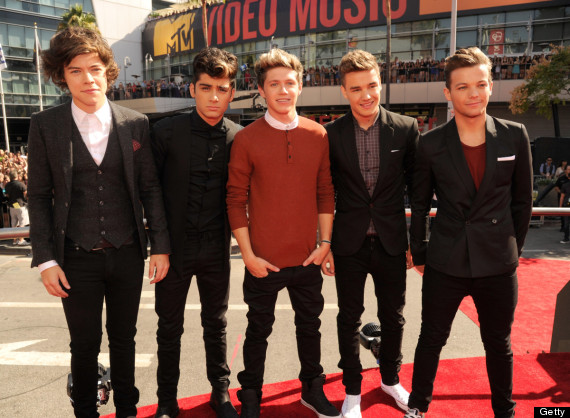 VMA Awards: One Direction Steal Show With Three Trophies - Rihanna ...