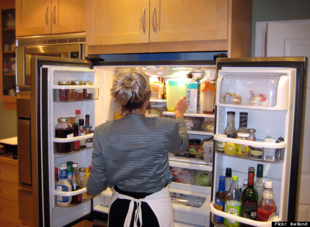 clean fridge