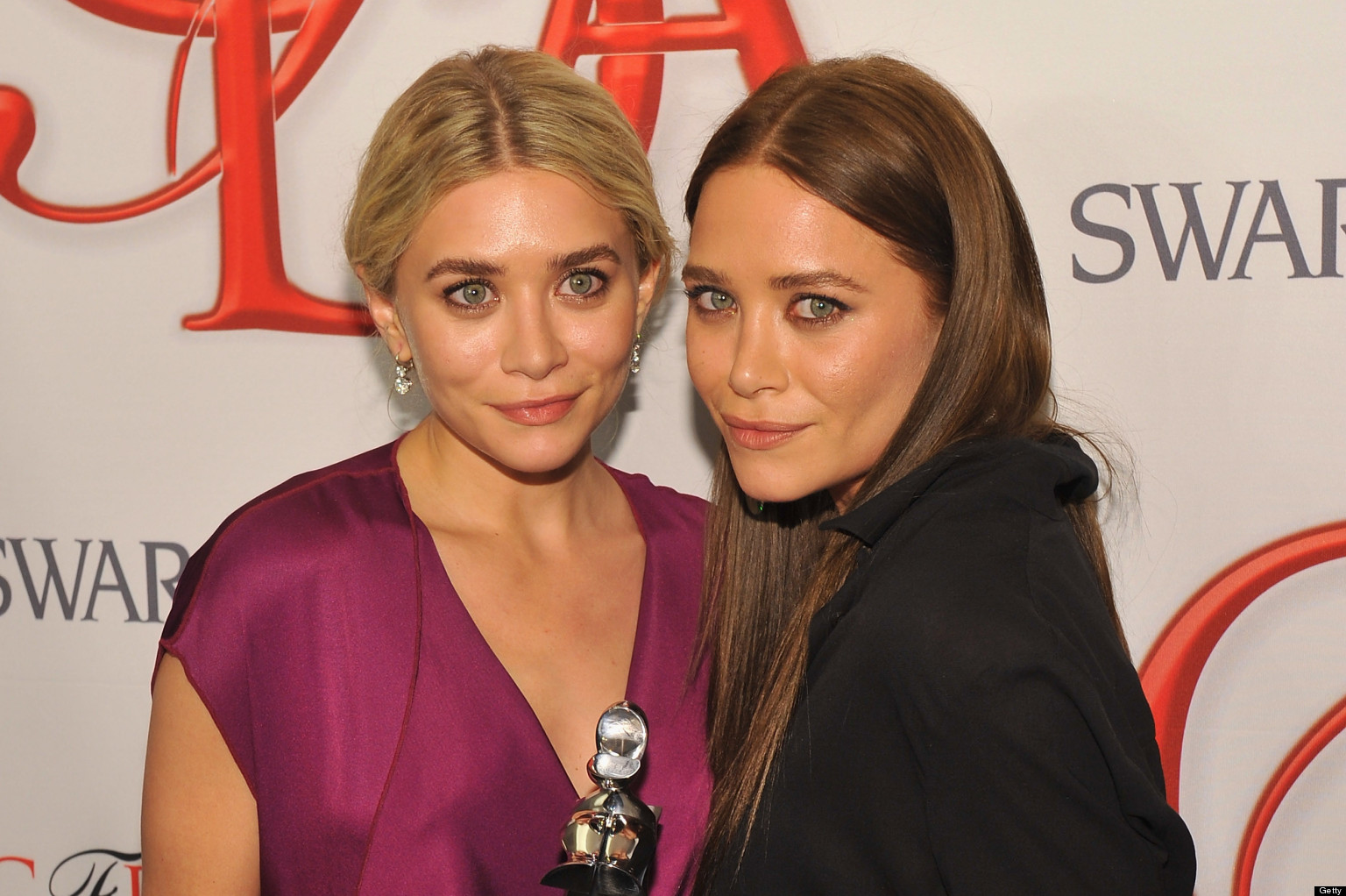 The Olsen Twins To Release A New Fragrance