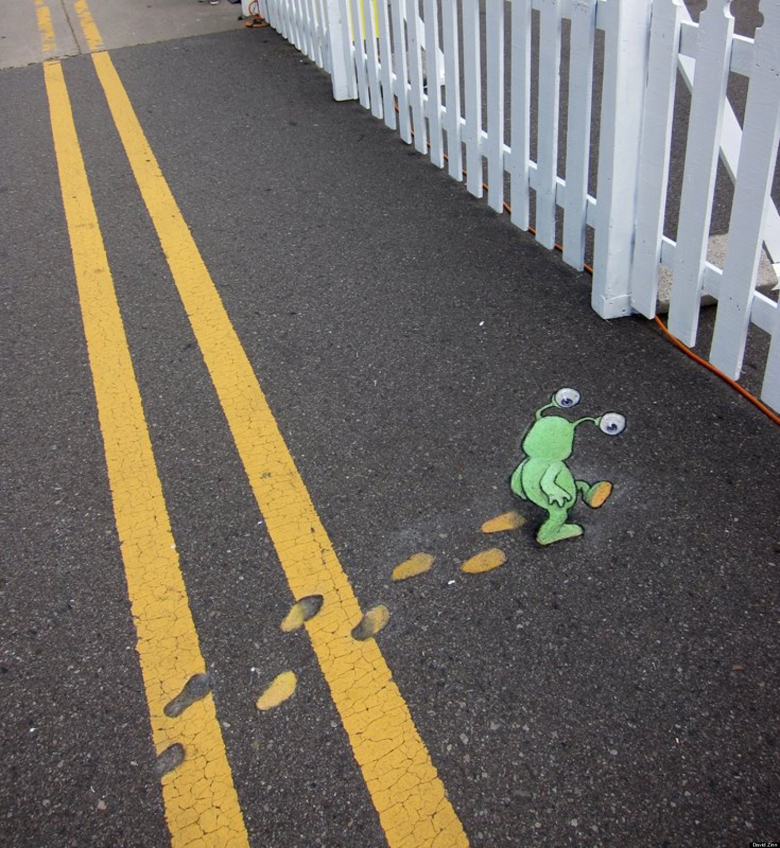 David Zinn's 3D Chalk Creatures: The Cutest Street Art Around ...