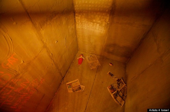 artists 4 israel bomb shelter