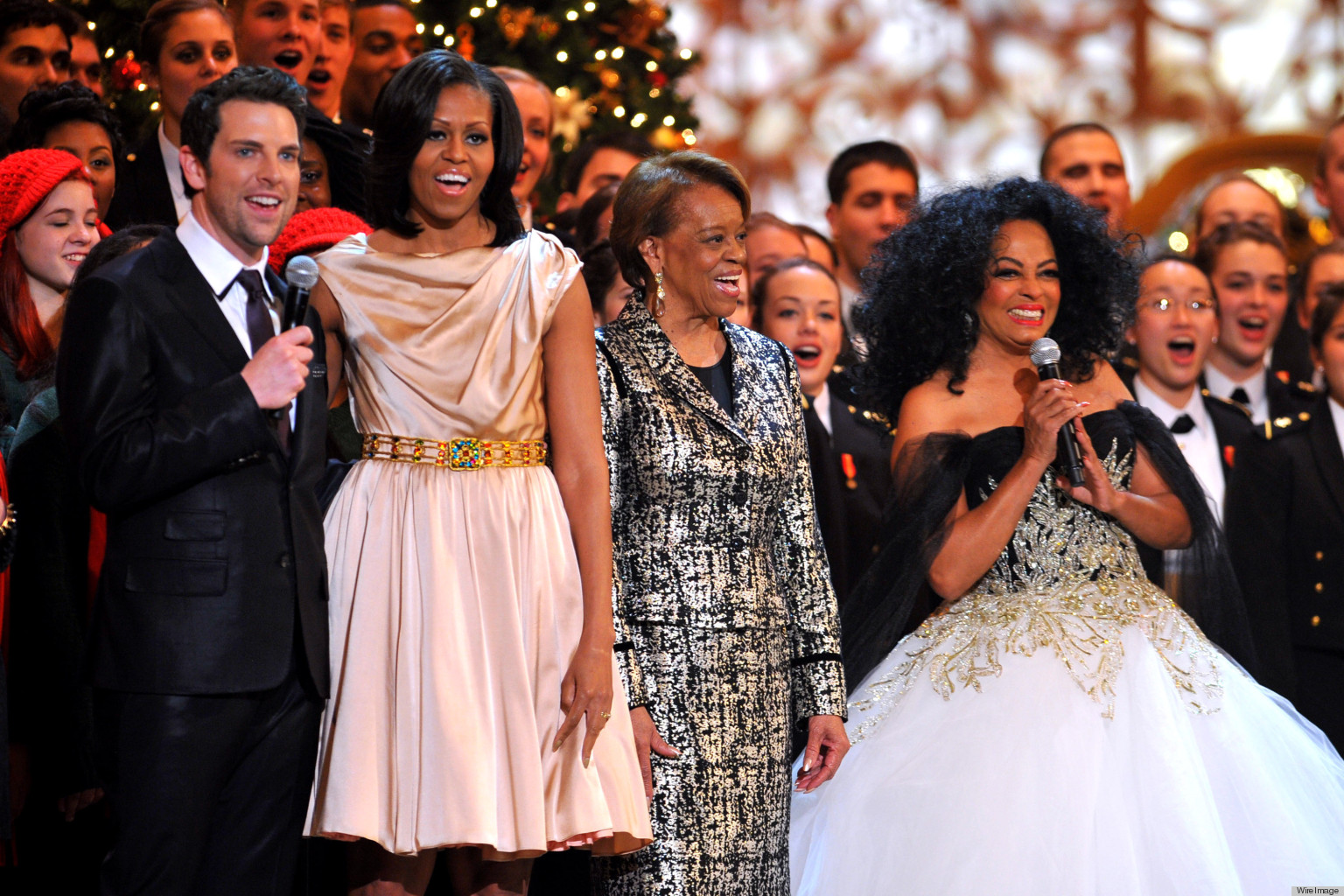 Michelle Obama Gets Bejeweled With Diana Ross For 'Christmas in ...