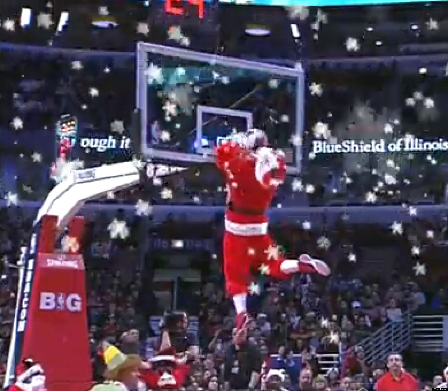 Santa Dunk Fail: Man In Santa Clause Suit Hurts Himself On Trampoline ...