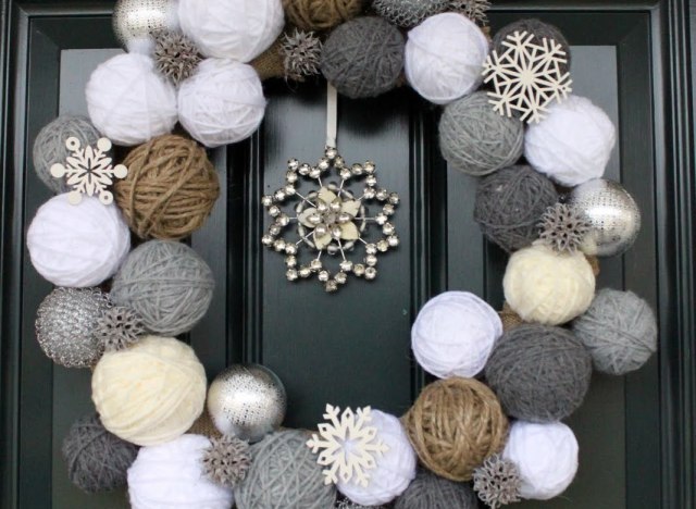 snowball wreath