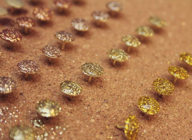 glitter thumbtacks