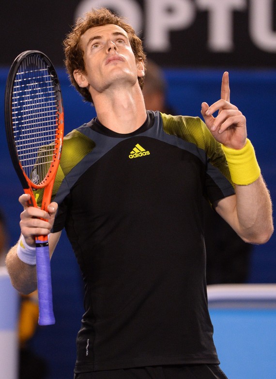 Andy Murray Beats Roger Federer To Reach Australian Open Final (PICTURES)