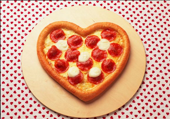 Dominos heart shaped deals pizza